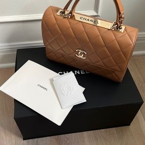 Chanel Trendy bag, New. Tan. Original box, receipt of delivery and order